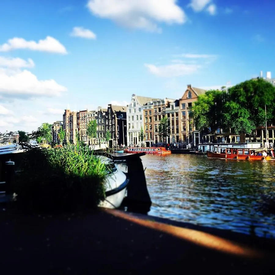 Manikomio Bed and Breakfast Ámsterdam 0*,